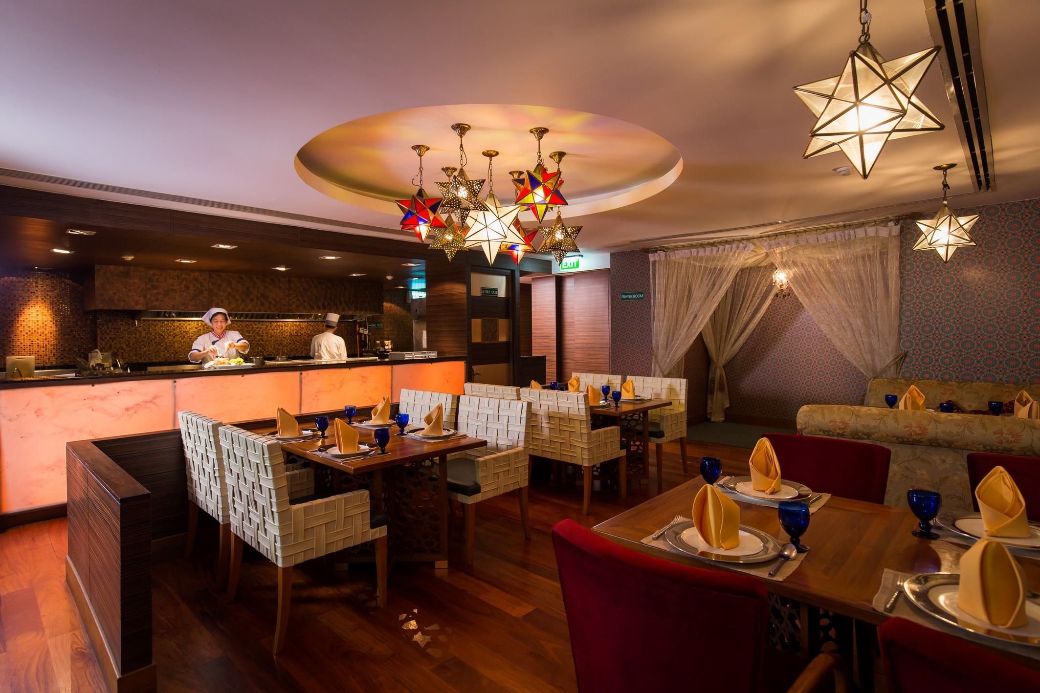 מלון Ramada By Wyndham Bangkok Chaophya Park מראה חיצוני תמונה